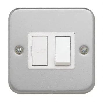 Produktfoto 1 von Contactum Gesicherte Abzweigdose 1 Ausbrüche Geschaltet IP2X 250 V 13 A