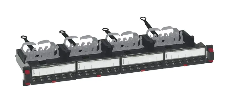 Produktfoto 1 von Legrand LCS³ Serie RJ-Rangierfeld Kat. 6 24 Anschl. RJ45 FTP, 1 U, Blau