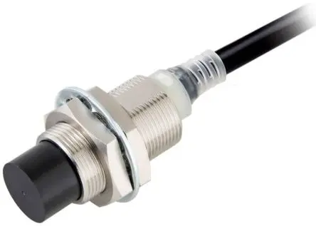 Produktfoto 1 von Omron E2E-NEXT M18 Induktiver Näherungssensor, Gewinderohr PnP / 16mA 50 mm, IP67, IP67G, IP69K 30 V dc