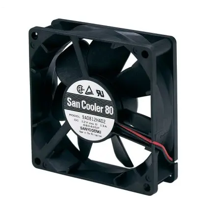Produktfoto 1 von Sanyo Denki 9A Axiallüfter, Kugel, 12V dc / 1.56 W 130 mA, 6300 U/min, 61.8 m³/h IP68 80 mm 80mm 25 mm