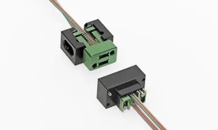 Produktfoto 1 von Amphenol Socapex 10-504639 LWL-Steckverbinder, MT, Multimodus, Simplex, Vita 66, 100/140 μm, APC 0.8dB, ø 2.46 mm,