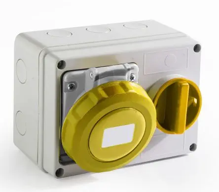 Produktfoto 1 von RS PRO RS PRO Leistungssteckverbinder Gelb, 110V 2P+T / 16A, Wand IP67