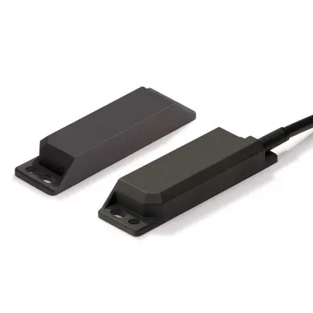 Omron F3S Magnetisch 5-m-Kabel Berührungsloser Sicherheitsschalter 24V dc aus Kunststoff, 2 Öffner, Magnetisch Betätiger
