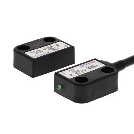 Produktfoto 1 von Omron F3S-TGR-N Magnetisch 5-m-Kabel Berührungsloser Sicherheitsschalter 24V dc aus Kunststoff, 2 Öffner, Magnetisch