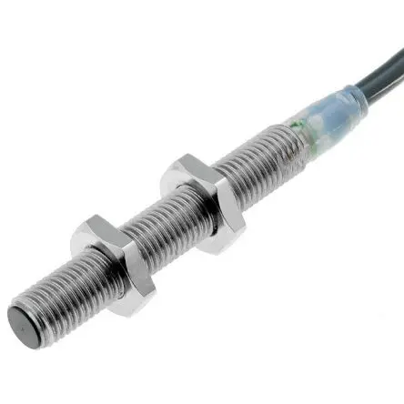 Produktfoto 1 von Omron E2A M8 Induktiver Näherungssensor, Gewinderohr PnP / 200mA 2 mm, IP67 32 V dc