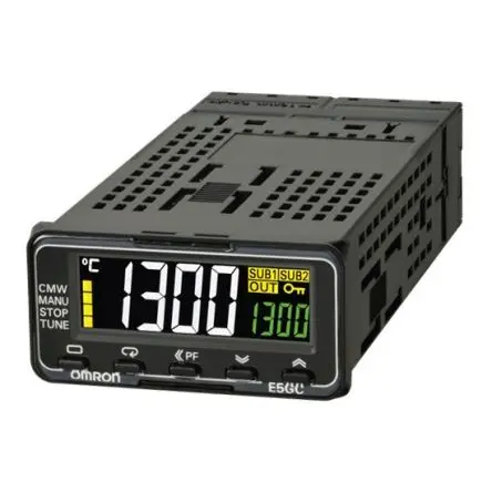 Produktfoto 1 von Omron E5GC PID Temperaturregler DIN-Hutschiene 4, 4 x Logik, Halbleiterausgang, Halbleiterrelais Ausgang/ Analog, Pt100,