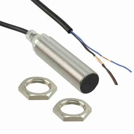Produktfoto 1 von Omron E2B M18 Induktiver Näherungssensor, Gewinderohr PnP / 200mA 8 mm, IP67 30 V dc