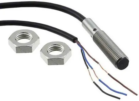 Produktfoto 1 von Omron E2B M8 Näherungssensor Induktiv, Gewinderohr 1,5 mm PNP 10 → 30 VDC / 200 mA NO, IP67
