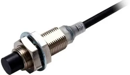 Produktfoto 1 von Omron E2E-NEXT M12 Induktiver Näherungssensor, Gewinderohr PnP / 50mA 16 mm, IP67, IP69K 30 V dc