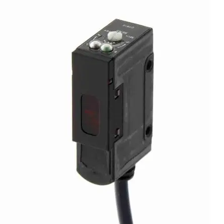Produktfoto 1 von Omron E3S-A Kubisch Optischer Sensor, Reflektierend, PnP Ausgang