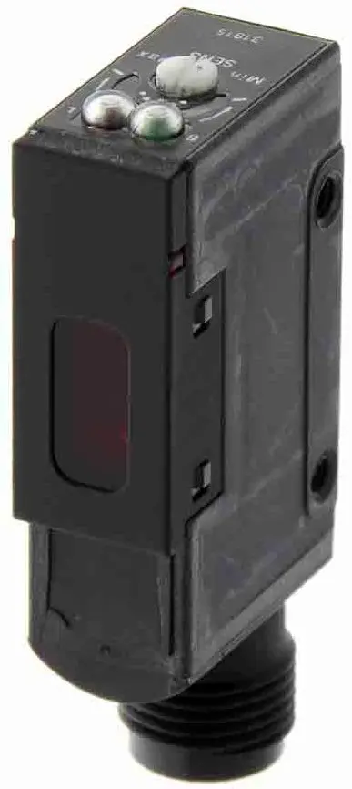 Produktfoto 1 von Omron E3S-R Kubisch Optischer Sensor, Reflektierend, Bereich 100 mm, PNP Ausgang, 3-poliger M12-Steckverbinder