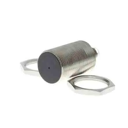 Produktfoto 1 von Omron E2A M30 Induktiver Näherungssensor, Gewinderohr PnP / 200mA 15 mm, IP67, IP69K 32 V dc