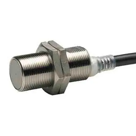 Produktfoto 1 von Omron E2, E2 M30 Induktiver Näherungssensor, Gewinderohr PnP / 100mA 12 mm, IP69K, IP67 32 V dc