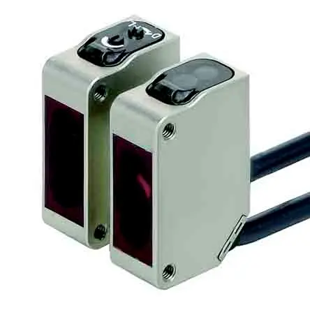 Produktfoto 1 von Omron E3ZM Kubisch Optischer Sensor, Durchgangsstrahl, NPN Ausgang