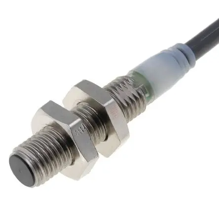 Produktfoto 1 von Omron Näherungssensor, Gewinderohr PnP 8 mm, IP67