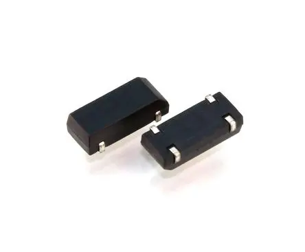 Produktfoto 1 von Ecliptek 32.768 MHz Quarzmodul, Oberfläche, 20 ppm, 12.5 pF, B. 7.9mm, H. 2.5 mm, L. 3.7 mm, Band und Rolle, 4-Pin