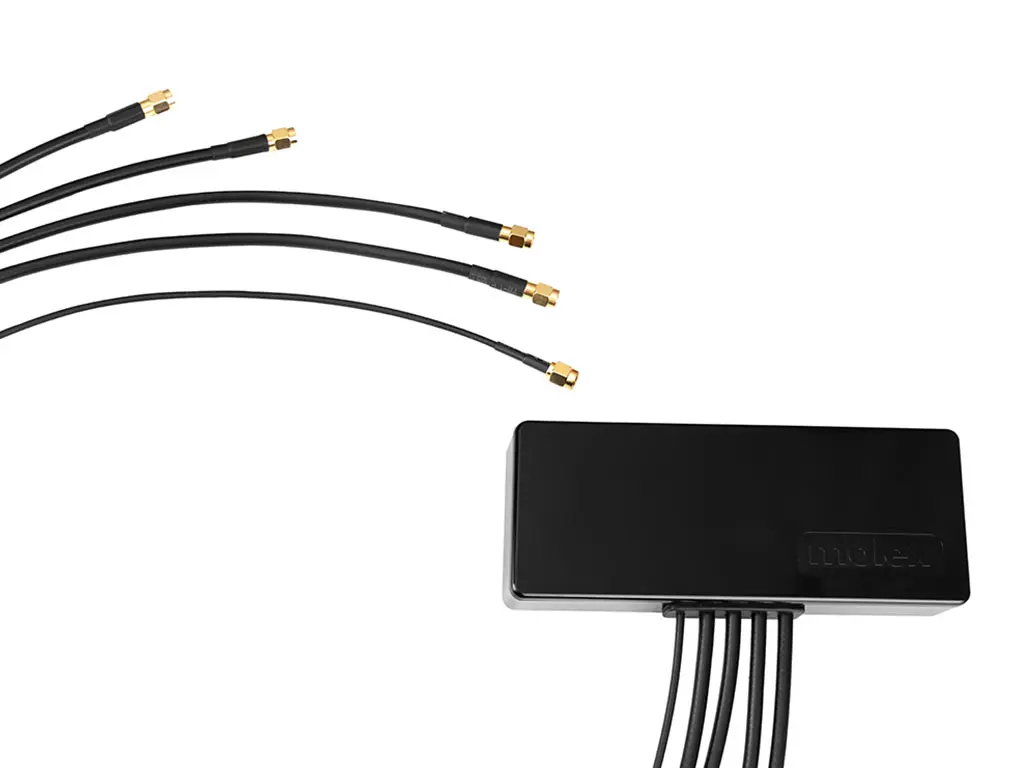 Produktfoto 1 von Molex 216589-1000 WLAN, Mobilfunk, GPS Multiband-Antenne, Außen-, Rundstrahl, I-Stab, SMA, Stecker, 1000 mm
