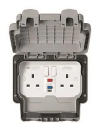 Produktfoto 1 von MK Electric 30 mA RCD Dose Polycarbonat, 2-fach Passiv Wand Grau Geschaltet IP66 Einsatz im Außenbereich / 240 V Grau