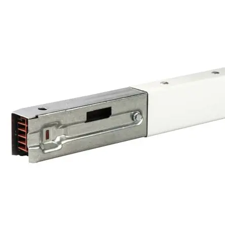 Produktfoto 1 von Schneider Electric Canalis Typ Gerade Sammelschienenverteiler 25A L. 3 m 3-Tap-Off-Ausgänge
