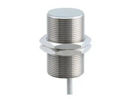Produktfoto 1 von Baumer IWRM 30U9501 M30 Induktiver Näherungssensor, Gewinderohr Spannung / 20mA 10 mm, IP67 30 V dc
