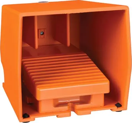 Produktfoto 1 von Schneider Electric Preventa Fußschalter Tastend, 2 Schließer/2 Öffner Metall, 3A 240 V ac, IP66