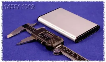 Hammond 1455A1002; Gehäuse; Aluminium-Strangpressprofil; Schwarz, Blau, Hell eloxiert, Rot IP54 Breite 70 mm Höhe 12 mm