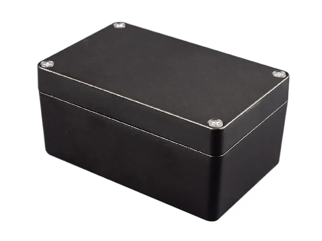 Hammond 1550Z; Universalgehäuse; Aluminium; Schwarz, farblos; IK08 IP66 Breite 82 mm Höhe 121 mm Länge 121 mm