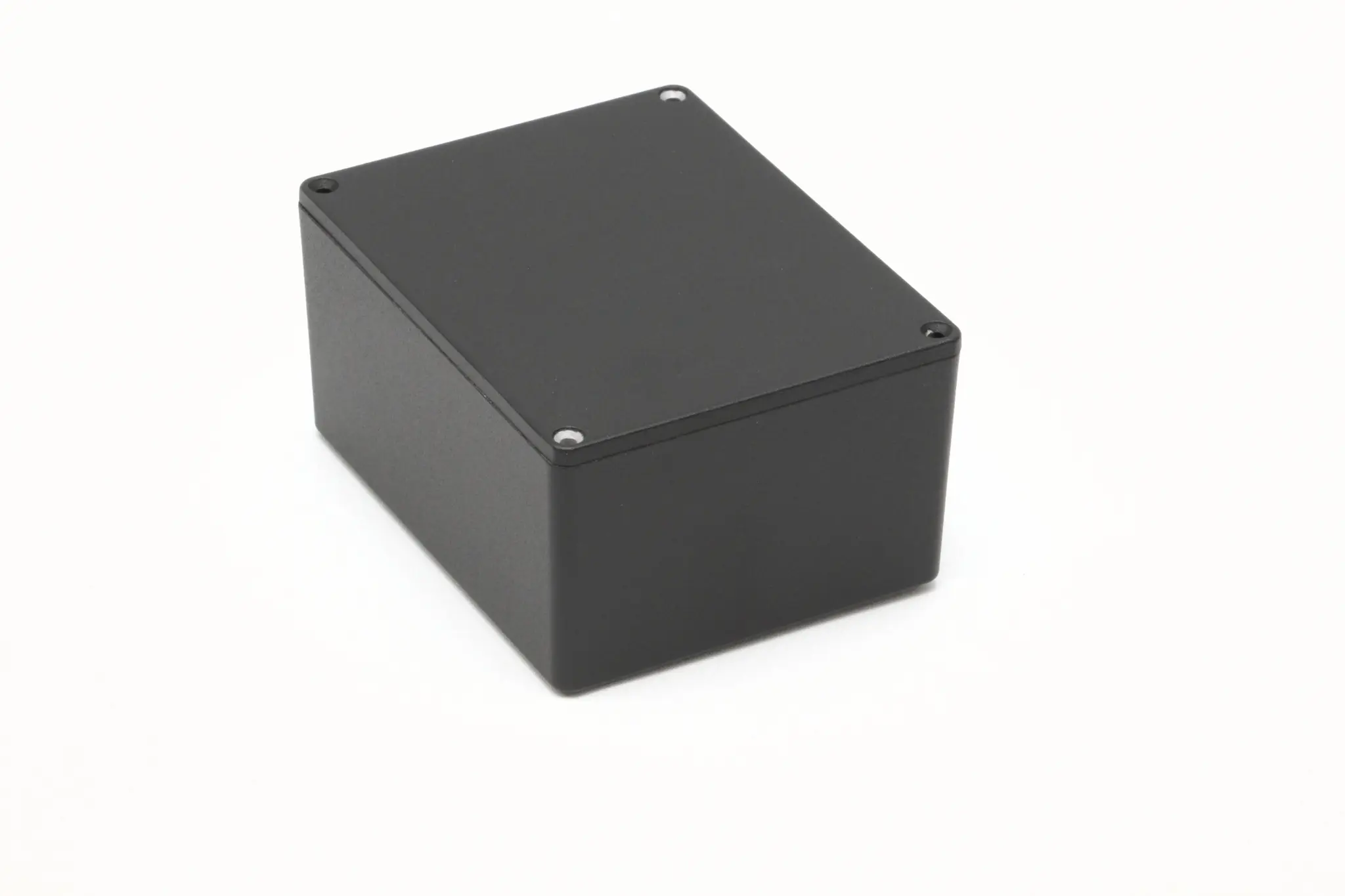 Produktfoto 1 von Hammond 1590-RIBBED Aluminium Gehäuse 1590-RIBBED Außenmaß 121mm IP54