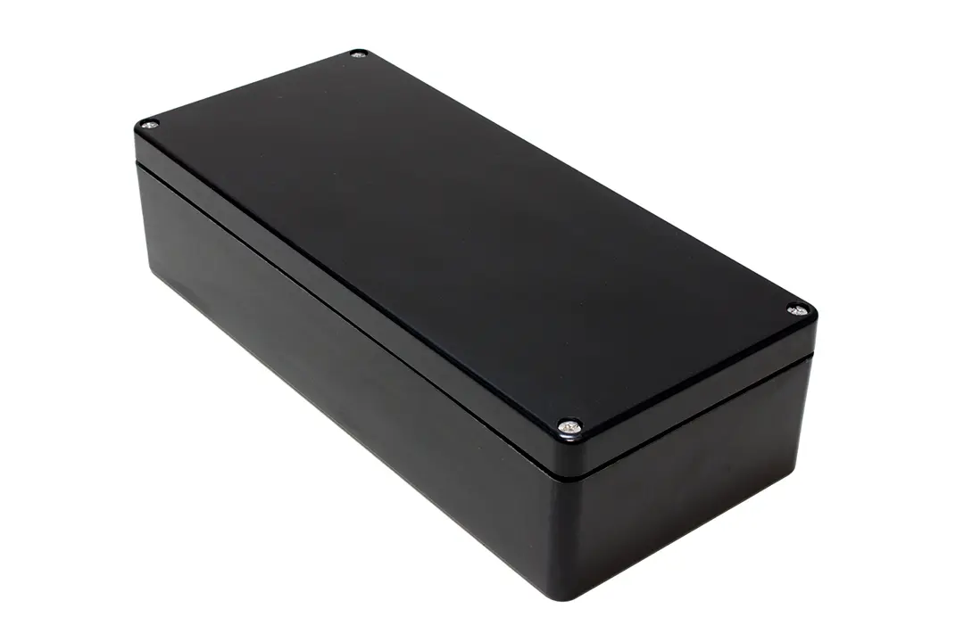 Produktfoto 1 von Hammond 1590ZGRPBK; Gehäuse; GF Polyester; Schwarz; IK09 IP66 Breite 160 mm Höhe 90 mm Länge 361 mm