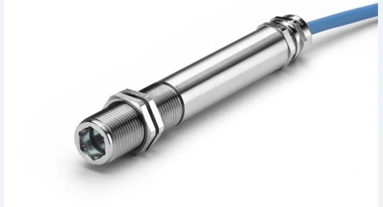Calex Infrarot-Temperatursensor, ±1°C or ±1% of Reading 25 m bis 100 °C, -20 °C Mit Gewinde, Infrarot