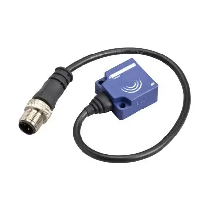 Produktfoto 1 von Telemecanique Sensors OsiSense XS Induktiver Näherungssensor, Kubisch PnP / 100mA dc 10 mm, IP67 24 V dc
