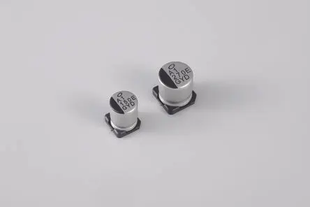 Produktfoto 1 von Nichicon GYD1V Oberfläche Aluminium-Elektrolyt-Kondensator 100 μF Lot 20 % / 35V dc, Ø 8 mm x 10 mm, 150 °C
