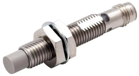 Produktfoto 1 von Omron E2E M8 Näherungssensor Induktiv, Gewinderohr 4 mm NPN 10 → 30 VDC / 200 mA NO, IP67, IP67G, IP69K