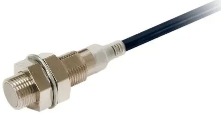 Produktfoto 1 von Omron E2E M12 Induktiver Näherungssensor, Gewinderohr NPN / 200mA 4 mm, IP67, IP67G, IP69K 30 V dc