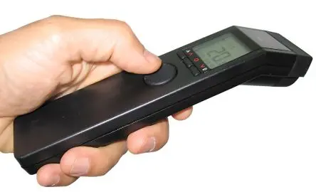 Produktfoto 1 von Sefram 9819 Infrarot Thermometer, -32 °C 20:1, bis 420 °C, ± 1%, Celsius, Fahrenheit