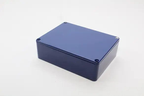 Produktfoto 1 von Hammond 1590 Aluminium Gehäuse Außenmaß 120 x 120 x 38mm IP54