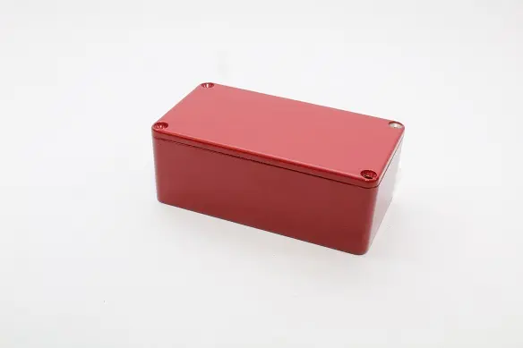 Produktfoto 1 von Hammond 1590; Gehäuse; Aluminiumdruckguss; Rot IP54 Breite 61 mm Höhe 42 mm Länge 113 mm