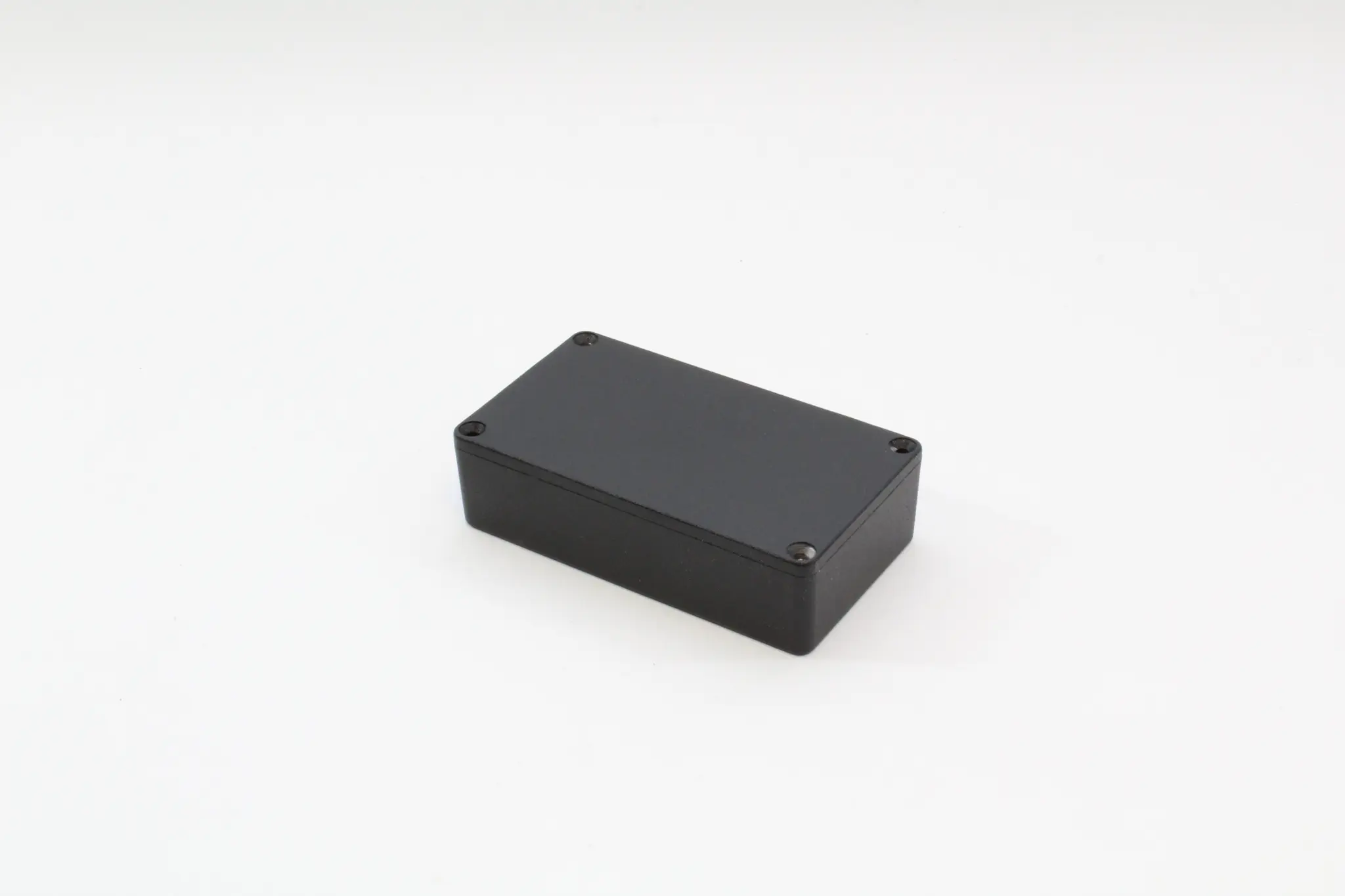 Hammond 1590; Gehäuse; Aluminiumdruckguss; Schwarz IP54 Breite 63 mm Höhe 31 mm Länge 113 mm
