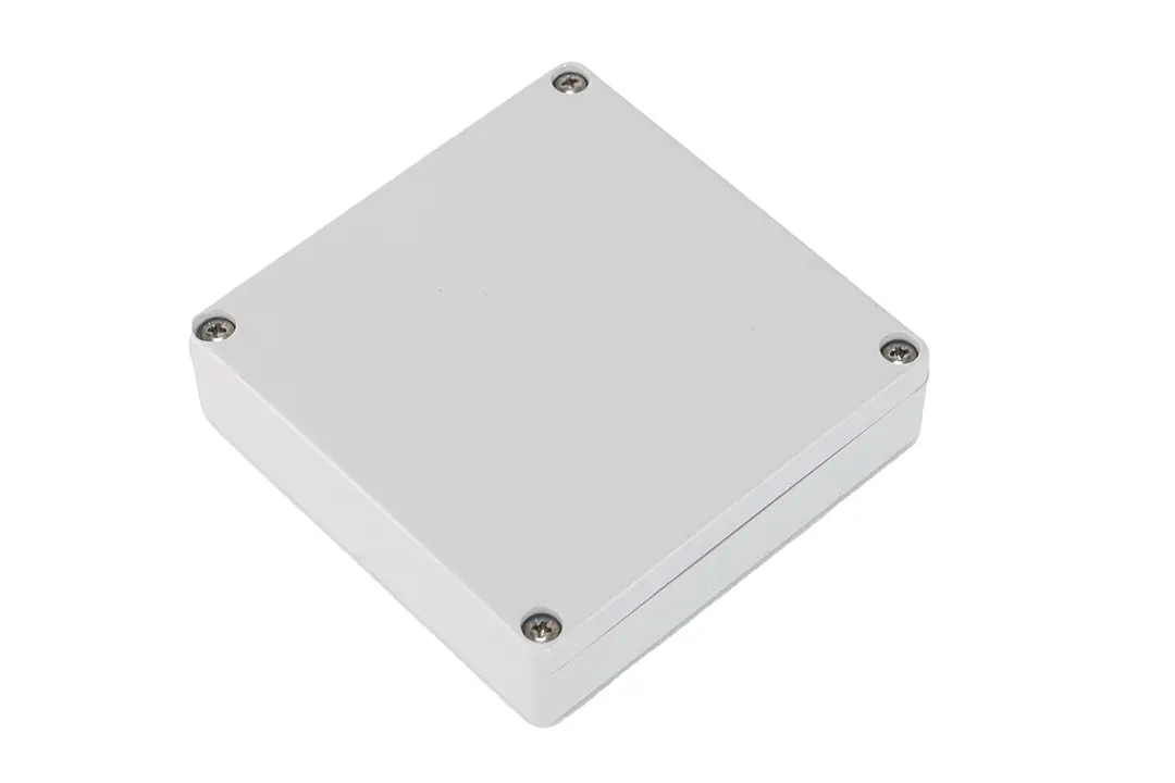 Hammond 1551W; Gehäuse; Polycarbonat; Schwarz, Grau IP68 Breite 80 mm Höhe 24 mm Länge 80 mm