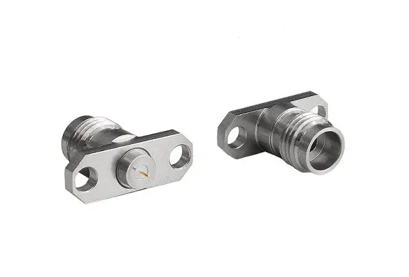Bulgin 2.92mm Stecker/Buchse Koaxialsteckverbinder Runder Koaxial-Steckverbinder, Flanschmontage, für UFB, STA 142,