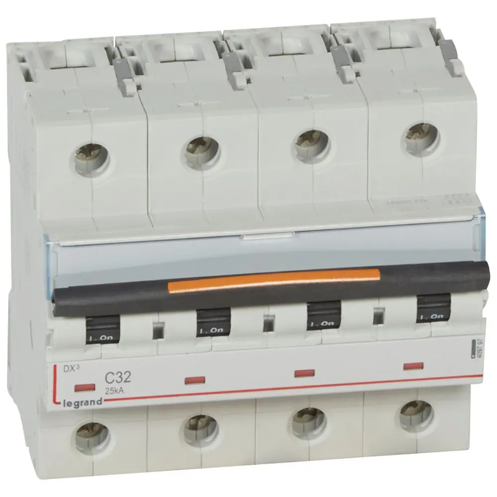 Produktfoto 1 von Legrand Miniaturüberlastschalter, Pol 4-polig 32 A 400 V ac, Abschaltvermögen 25 kA
