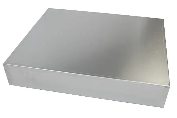 Produktfoto 1 von Hammond 1444; Universalgehäuse; Aluminium; Natursilber Breite 355.6 mm Höhe 431.8 mm Länge 76.2 mm