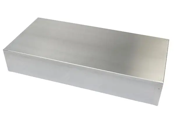 Produktfoto 1 von Hammond 1444; Universalgehäuse; Aluminium; Natursilber Breite 203.2 mm Höhe 431.8 mm Länge 76.2 mm