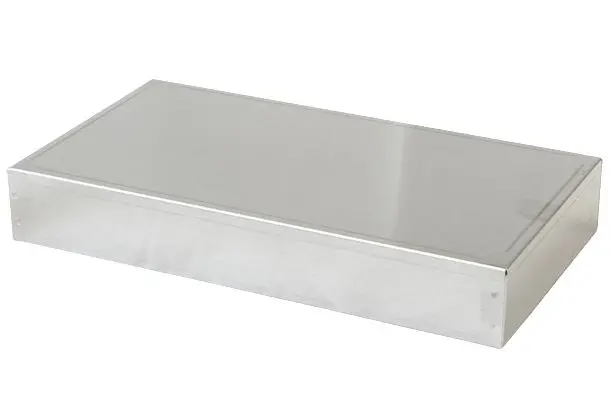 Produktfoto 1 von Hammond 1444; Universalgehäuse; Aluminium; Natursilber Breite 177.8 mm Höhe 330.2 mm Länge 50.8 mm
