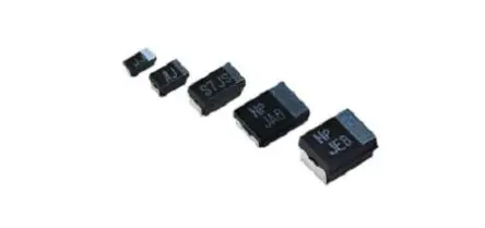 Vishay T51 Tantal-Elektrolytkondensator, Tantal, 220 μF, 2.5V dc, Oberfläche, 20 %, Gehäuse 7343-20, 125 °C, AEC-Q200
