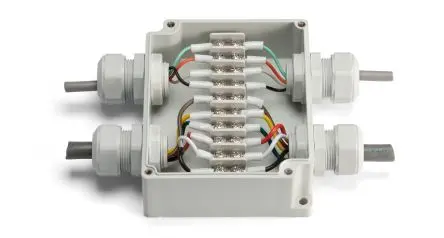 Produktfoto 1 von Takachi Electric Industrial Installationsdose Nickel ABS 55mm x 91 mm 2 mm