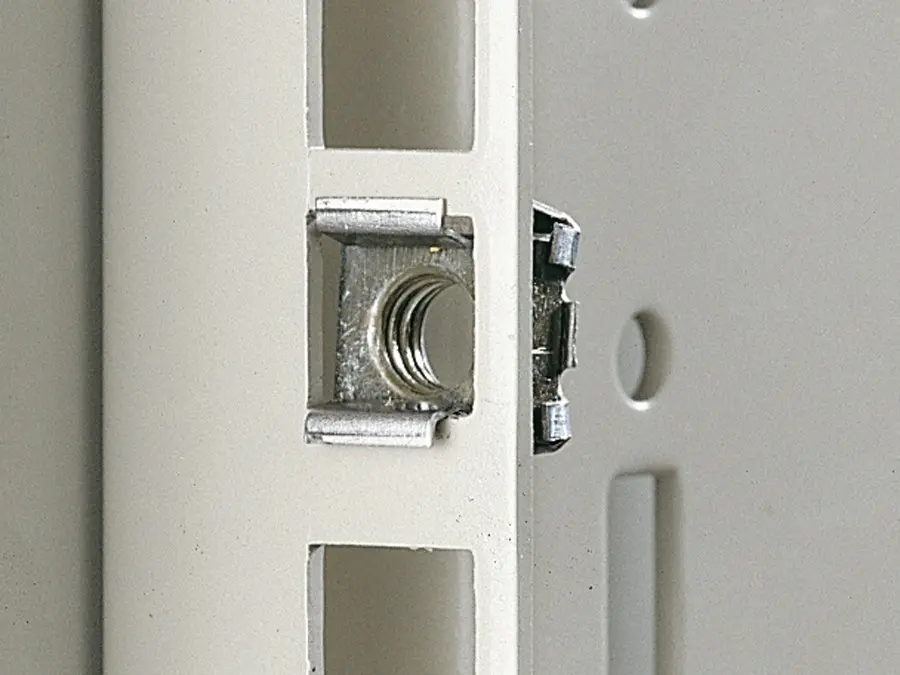 Produktfoto 1 von Rittal Einstellbare Käfigmutter Edelstahl für Tafelstärken von 0.8 mm - 2 mm