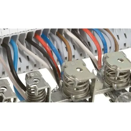 Produktfoto 1 von Legrand Viking3 Abschirmhalterung für Schraub- oder Federanschlussklemmenblöcke