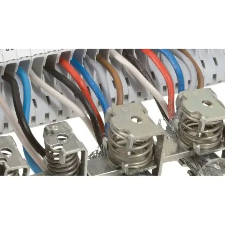 Produktfoto 1 von Legrand Viking3 Abschirmhalterung für Schraub- oder Federanschlussklemmenblöcke