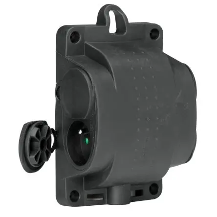 Produktfoto 1 von Legrand Buchse Schwarz 2P+PE IP44 16A